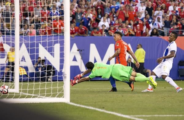 2016-06-15t011624z_1033080481_nocid_rtrmadp_3_soccer-2016-copa-america-centenario-chile-at-panama_reuters