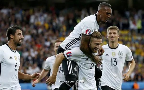 ?i=epa%2fsoccer%2f2016-06%2f2016-06-12%2f2016-06-12-05360167_epa