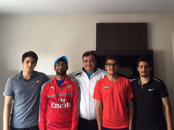 منتخب الامارات للتنس مع المدرب هشام البراملي في فرنسا
