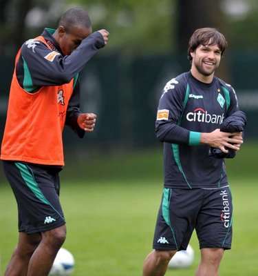 2009-04-29-00000301713598