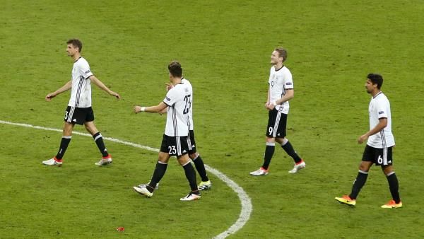 2016-06-16t210036z_109112436_mt1aci14441335_rtrmadp_3_soccer-euro-ger-pol_reuters
