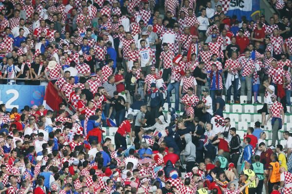 2016-06-17t180053z_109188053_mt1aci14442860_rtrmadp_3_soccer-euro-cze-cro_reuters