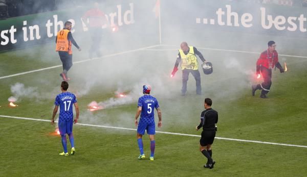 2016-06-17t175236z_109187556_mt1aci14442819_rtrmadp_3_soccer-euro-cze-cro_reuters