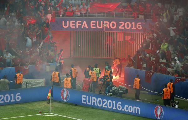 2016-06-17t205550z_109198550_mt1aci14443234_rtrmadp_3_soccer-euro-esp-tur_reuters