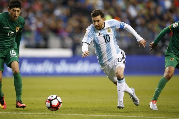 2016-06-15t043514z_432946804_nocid_rtrmadp_3_soccer-2016-copa-america-centenario-argentina-at-bolivia_reuters
