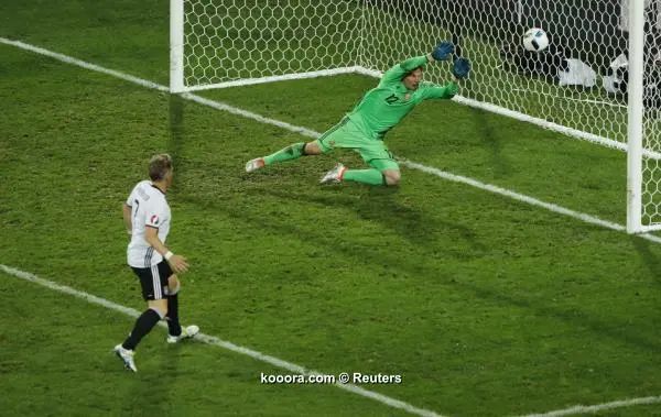 ?i=reuters%2f2016-06-12%2f2016-06-12t205253z_108766373_mt1aci14434913_rtrmadp_3_soccer-euro-ger-ukr_reuters