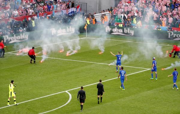 2016-06-18t070923z_41944329_s1aetkomwhaa_rtrmadp_3_soccer-euro-cze-cro_reuters