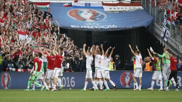 2016-06-18t175925z_109274365_mt1aci14444446_rtrmadp_3_soccer-euro-ice-hun_reuters