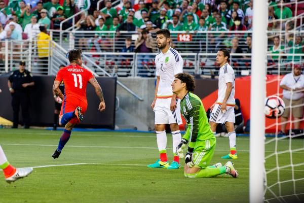 2016-06-19t032851z_627597006_nocid_rtrmadp_3_soccer-2016-copa-america-centenario-mexico-at-chile_reuters