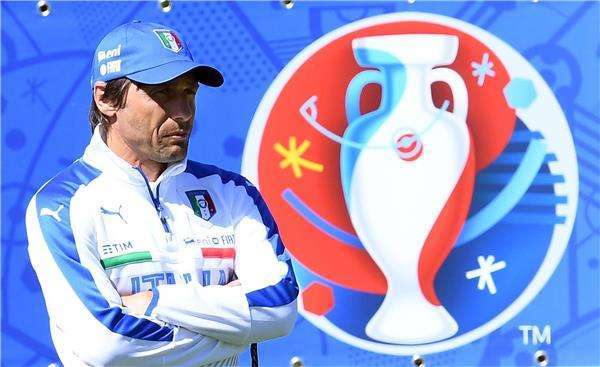 كونتي خلال تدريبات اليوم