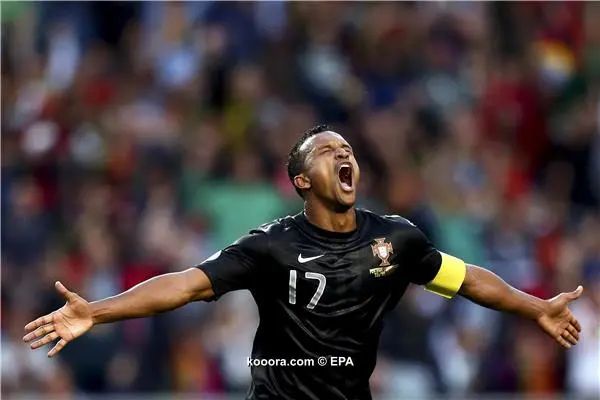 ?i=epa%2fsoccer%2f2013-10%2f2013-10-15%2f2013-10-15-03911318_epa