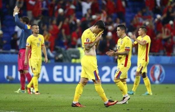 2016-06-19t205858z_1766136766_lr1ec6j1ma0p1_rtrmadp_3_soccer-euro-rom-alb_reuters
