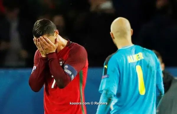 ?i=reuters%2f2016-06-19%2f2016-06-19t075651z_2135299663_s1aetktowxaa_rtrmadp_3_soccer-euro-por-aus_reuters