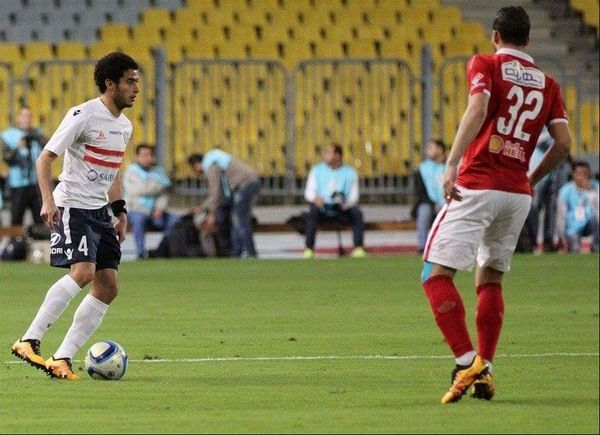 من لقاء الذهاب بين الفريقين