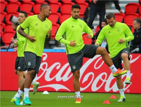 ?i=epa%2fsoccer%2f2016-06%2f2016-06-20%2f2016-06-20-05379535_epa