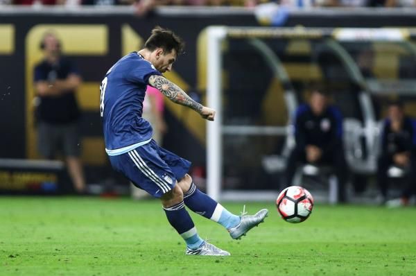 2016-06-22t023846z_687480217_s1aetlhgccaa_rtrmadp_3_soccer-argentina-messi_reuters