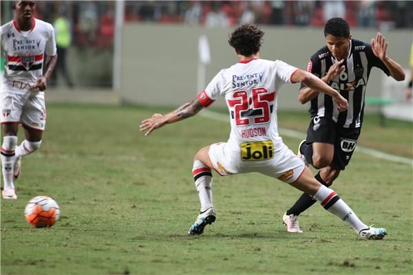 لاعب أتلتيكو مينيرو