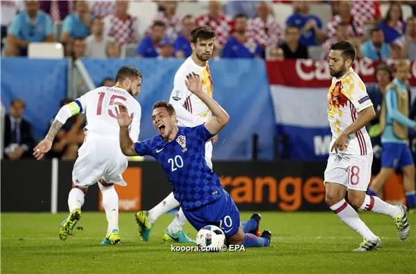 ?i=epa%2fsoccer%2f2016-06%2f2016-06-21%2f2016-06-21-05382462_epa