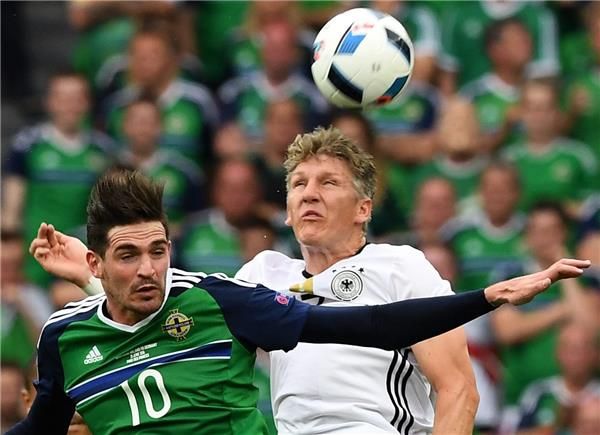 باستيان شفاينشتايجر