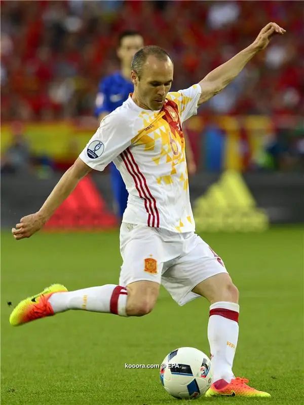 ?i=epa%2fsoccer%2f2016-06%2f2016-06-21%2f2016-06-21-05382234_epa