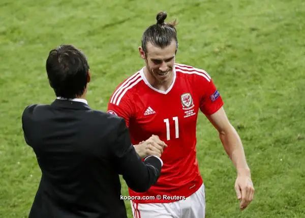 ?i=reuters%2f2016-06-20%2f2016-06-20t204240z_462947819_lr1ec6k1litks_rtrmadp_3_soccer-euro-rus-wal_reuters