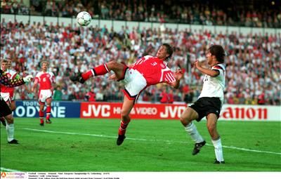 2008-04-01-ai_4752509_euro1992_011