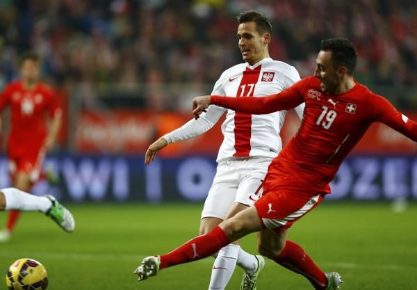 2014-11-18t200147z_1048290978_lr1eabi1jmon8_rtrmadp_3_soccer-friendly_reuters