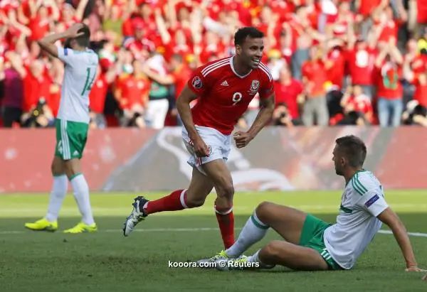 ?i=reuters%2f2016-06-25%2f2016-06-25t181834z_109880314_mt1aci14455274_rtrmadp_3_soccer-euro-wal-nir_reuters