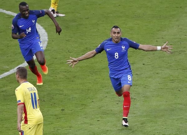 2016-06-10t205428z_1233577073_lr1ec6a1m2haq_rtrmadp_3_soccer-euro-fra-rom_reuters
