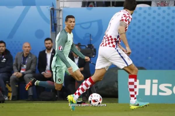 ?i=reuters%2f2016-06-25%2f2016-06-25t191550z_109883750_mt1aci14455420_rtrmadp_3_soccer-euro-cro-por_reuters