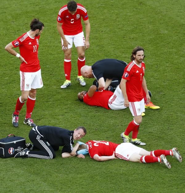 2016-06-25t174307z_109878187_mt1aci14455080_rtrmadp_3_soccer-euro-wal-nir_reuters