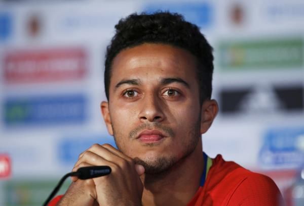  ألكانتارا في المؤتمر الصحفي