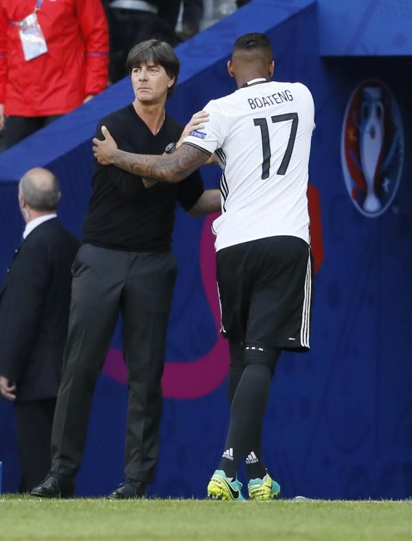 2016-06-26t173028z_109963828_mt1aci14458244_rtrmadp_3_soccer-euro-ger-svk_reuters