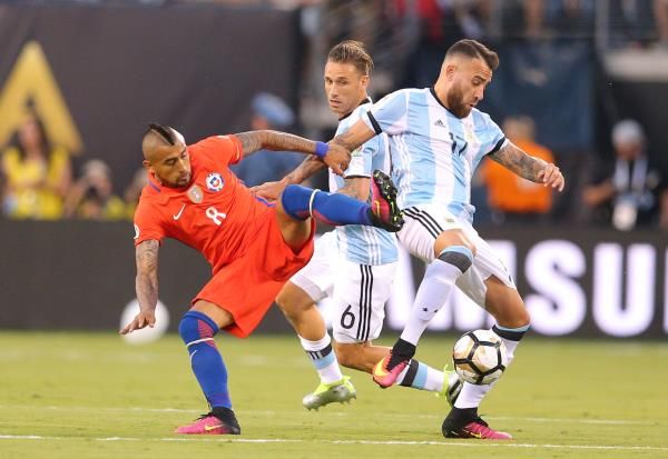 2016-06-27t005943z_152336779_nocid_rtrmadp_3_soccer-2016-copa-america-centenario-argentina-at-chile_reuters