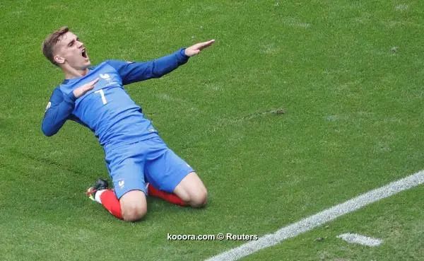 ?i=reuters%2f2016-06-27%2f2016-06-27t032530z_2055714075_s1aetmfzhiac_rtrmadp_3_soccer-euro-fra-ire_reuters