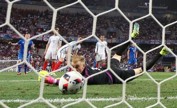 2016-06-27t202619z_110060779_mt1aci14460992_rtrmadp_3_soccer-euro-eng-ice_reuters
