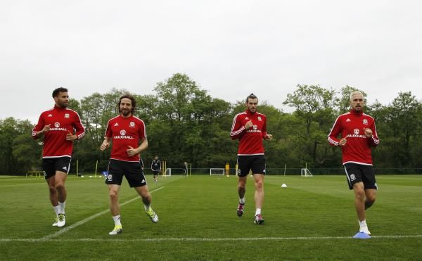 2016-06-01t111353z_107781233_mt1aci14421116_rtrmadp_3_soccer-friendly-swe-waltraining-pressconference_reuters