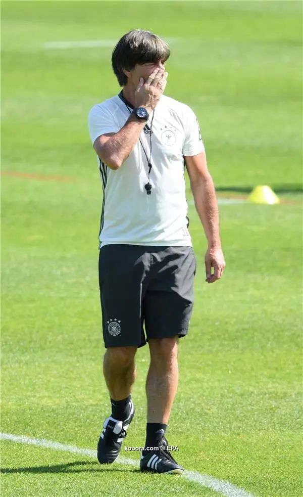 ?i=epa%2fsoccer%2f2016-06%2f2016-06-29%2f2016-06-29-05397343_epa