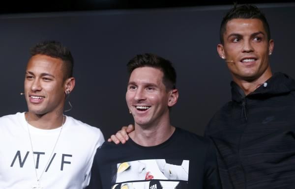 2016-01-11t154718z_2021940754_lr2ec1b17ukln_rtrmadp_3_soccer-fifa-ballondor_reuters
