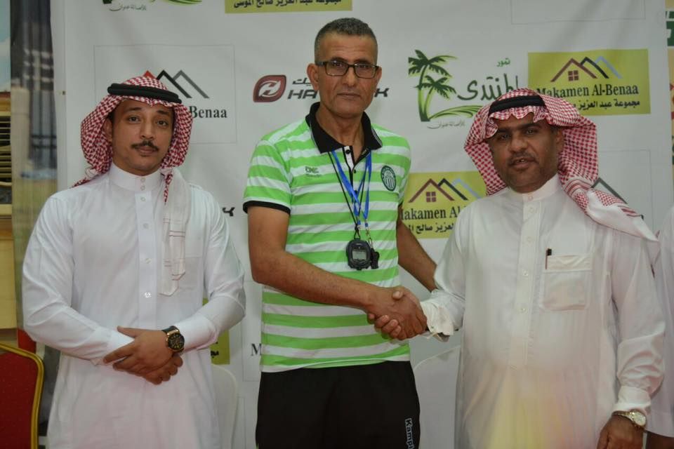 بالهادي بجوار رئيس النجوم عبد الرحمن الكليب