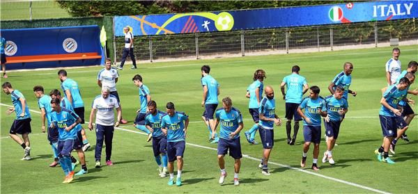 تدريب منتخب إيطاليا