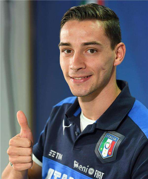 ماتيا دي تشيليو فى المؤتمر الصحفى 