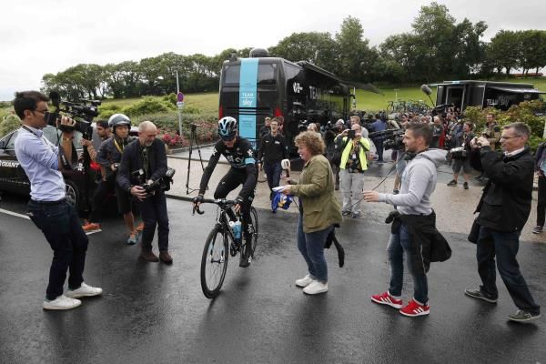 2016-06-30t111400z_412756876_lr1ec6u0v7cqd_rtrmadp_3_cycling-tour_reuters