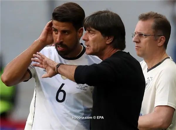 ?i=epa%2fsoccer%2f2016-06%2f2016-06-26%2f2016-06-26-05392640_epa