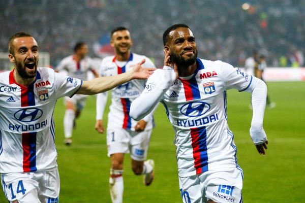 2016-05-07t200116z_121007209_s1aetcsriiaa_rtrmadp_3_soccer-france_reuters