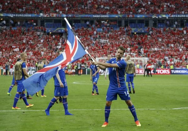 2016-06-22t180342z_1035622510_lr1ec6m1e5vi3_rtrmadp_3_soccer-euro-ice-aut_reuters