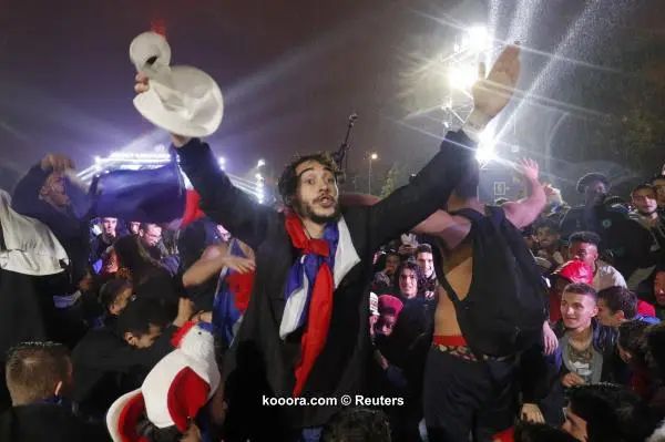 ?i=reuters%2f2016-07-03%2f2016-07-03t210304z_235558669_lr1ec731mgtsn_rtrmadp_3_soccer-euro-fans_reuters