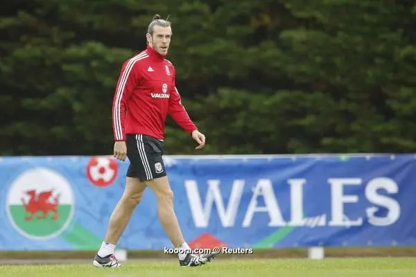 ?i=reuters%2f2016-07-04%2f2016-07-04t102821z_884555845_lr1ec740t2yym_rtrmadp_3_soccer-euro-wal_reuters