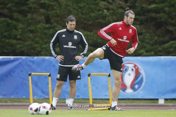 ?i=reuters%2f2016-07-04%2f2016-07-04t100551z_668200646_lr1ec740s1hwl_rtrmadp_3_soccer-euro-wal_reuters