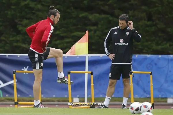 ?i=reuters%2f2016-07-04%2f2016-07-04t100525z_1803461285_lr1ec740s0qwe_rtrmadp_3_soccer-euro-wal_reuters